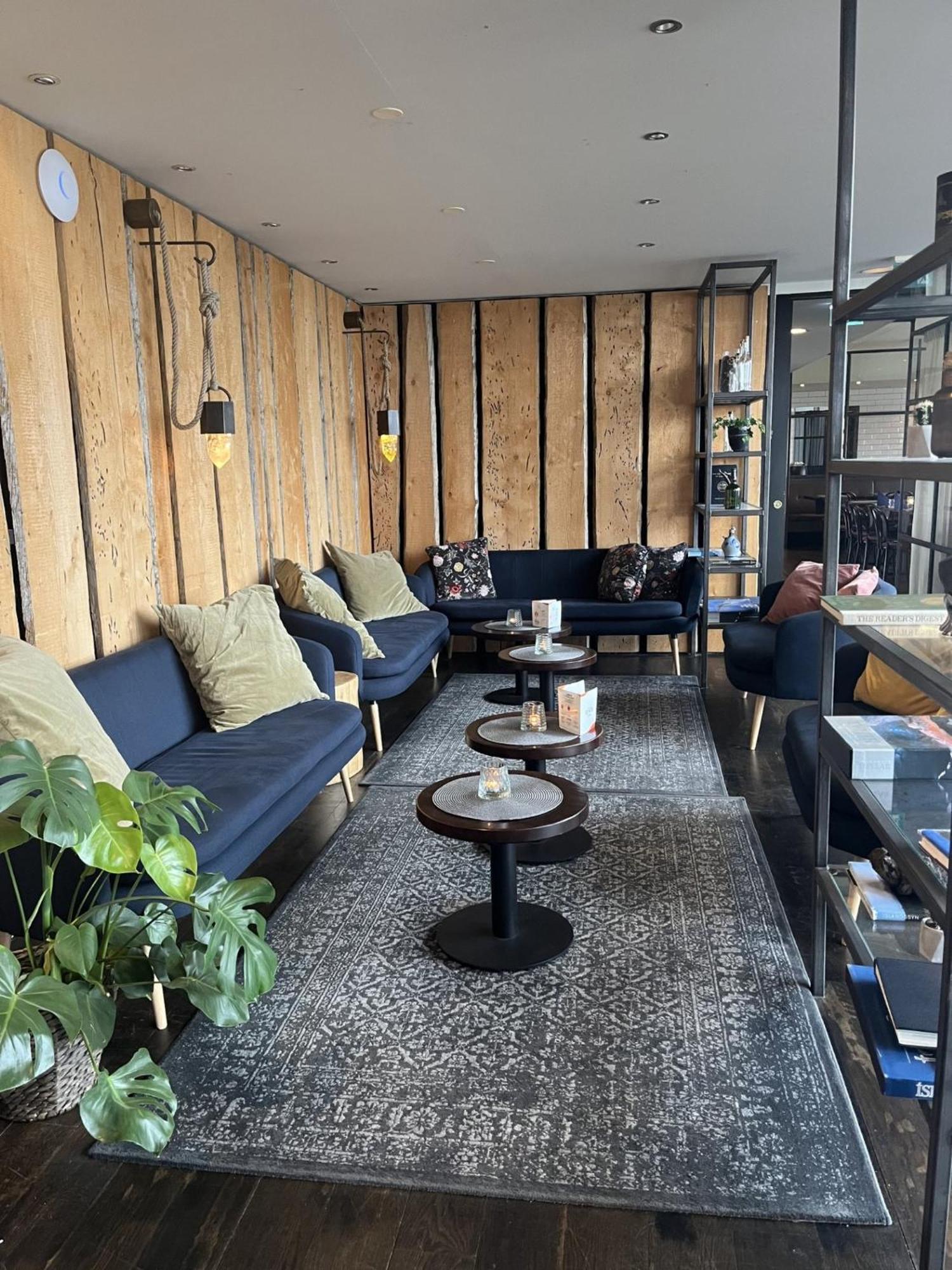 Hotel Laki Kirkjubæjarklaustur Exteriör bild
