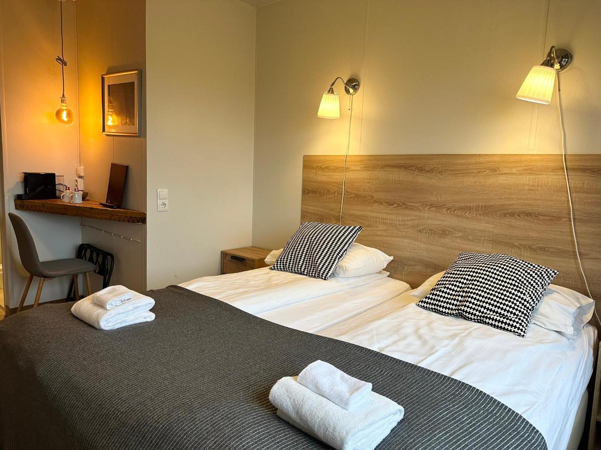 Hotel Laki Kirkjubæjarklaustur Exteriör bild